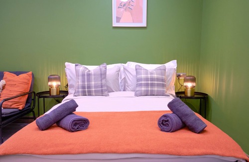 Golders Green Apartment | GoldersGreen Apartments by Sleepy - Unit 9