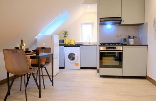 Golders Green Apartment | GoldersGreen Apartments by Sleepy - Unit 7