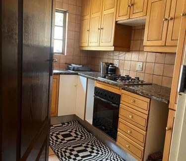 Garsfontein House | Goldpot Garsfontein 6 minutes away from SunBet Arena at Time Square Casino