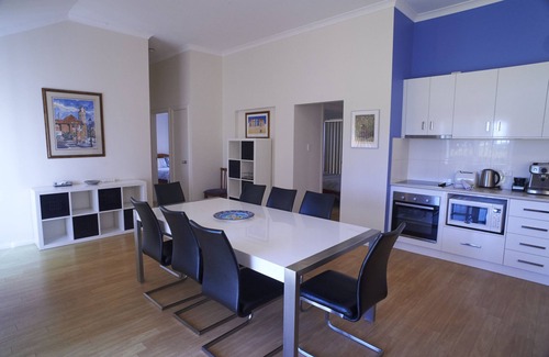 Collingwood Park Villa | Golf and beach retreat