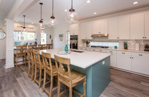 Michigan City House | Golf Cart 6 bedrooms plus coach house with 1 bedroom. Summer 2026 open to book