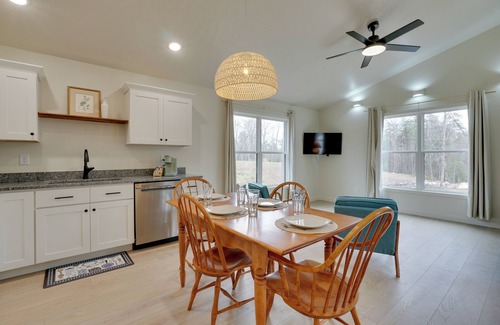 Crossville Cabin | Golf, Fish & Swim at Lake Tansi: Outdoor Haven!