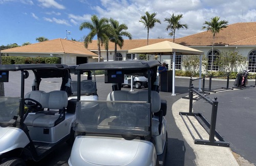 Naples Villa | Golf,Tennis,Beach,Pool,fun and sun!