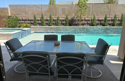 Mesquite House | Golfers Getaway 3-bedroom pool home with AC, in soothing Mesquite