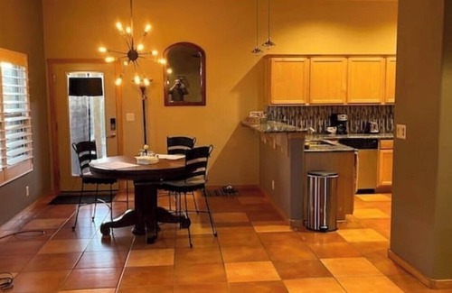 Elephant Butte House | Golfers Paradise - free round of golf for 2 included.
