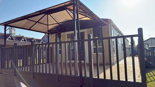 Wisbech Apartment | Golfing & Family Breaks in Luxury Lodge