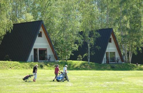 Szczytna Ski Chalet | GolfSPA Golfowa Wioska
