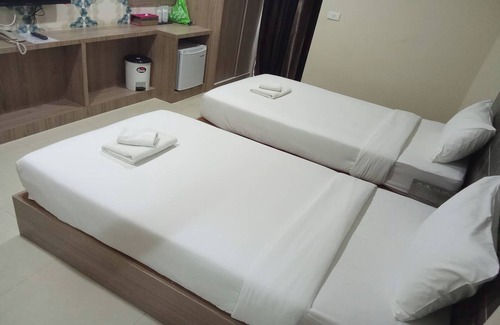 Lampang Hotel | Good View Residence