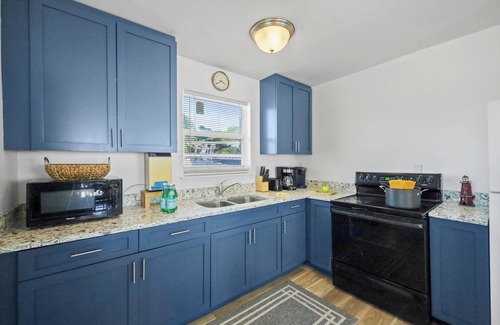 Goodland Condo | Goodland Condo | A Short Walk to Great Restaurants