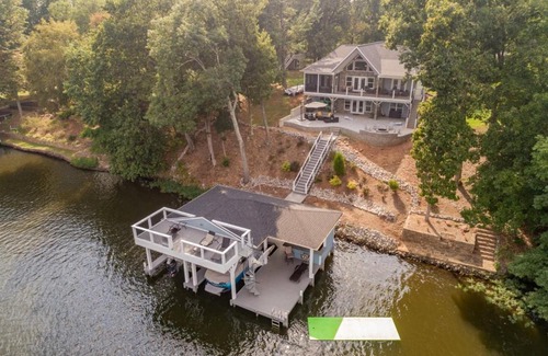 Wise House | Goose Island Retreat