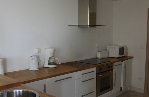 Gordes Apartment | GORDES a stone BASTIDE with swimming pool in the village itself - RESTANQUE 2