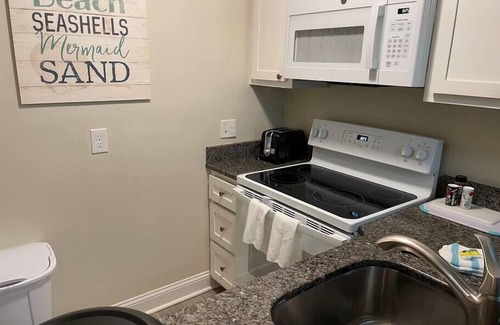 Briarcliffe Acres Apartment | Gorgeous 1 Bedroom Condo in Ocean Creek!