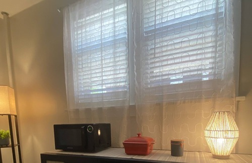 Harrisburg - Hershey Apartment | Gorgeous, ,1st floor, well appointed, 1bedroom, fully furnished; WiFi/Laundry