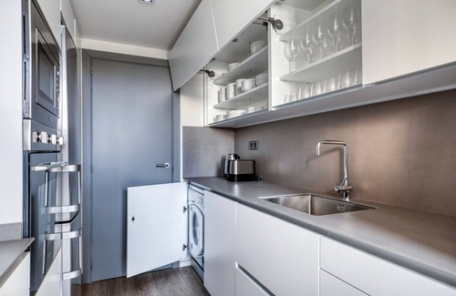 Diagonal Mar i el Front Maritim del Poblenou Apartment | Gorgeous 22@ 2BR w/Pool & Gym, by Blueground