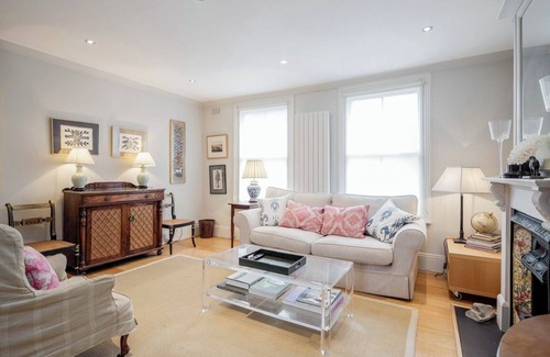 St. Mary's Park Apartment | Gorgeous 2BR Apartment in the heart of Battersea