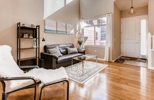 Highlands Ranch House | Gorgeous 3 Bedroom in gated Palomino Park