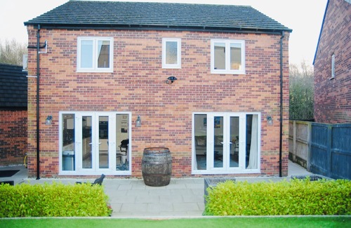 Stanley House | Gorgeous 4 bed house by St. Aidans RSPB Reserve