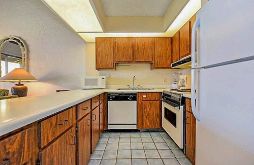 Honokowai House | Gorgeous 6 bedrooms for 16 Lahaina Maui ocean view penthouse