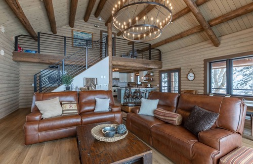 Alpine Northeast Cabin | Gorgeous Alpine Hollow -HotTub- 3 acres Perfect Location and Views