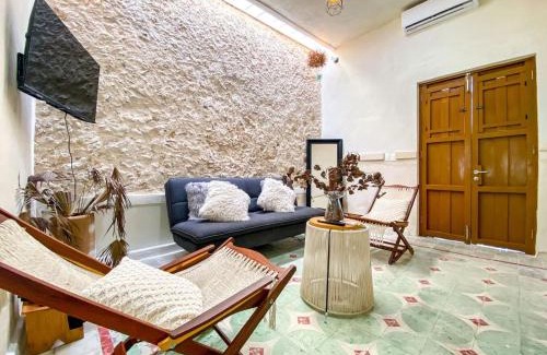 Centro House | Gorgeous and Equipped 3BR Villa With Private Pool and Patio