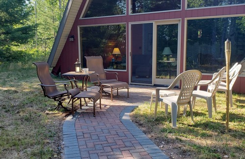 Upper Peninsula Michigan House | Gorgeous and Private Lakefront Home