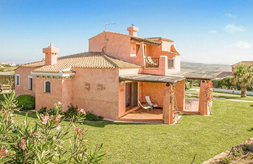 Punta De Su Turrione Apartment | Gorgeous apartment in Stintino