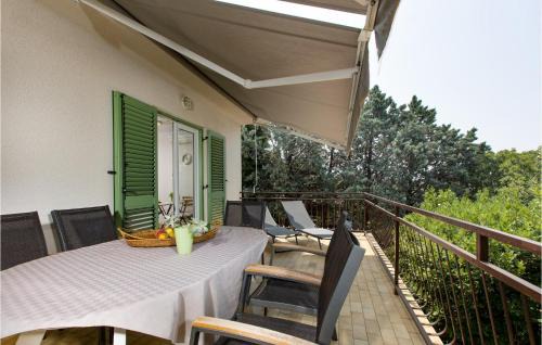 Municipality of Omisalj Apartment | Gorgeous Apartment In Malinska