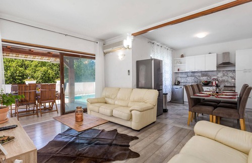 Rijeka Apartment | Gorgeous apartment in Rijeka