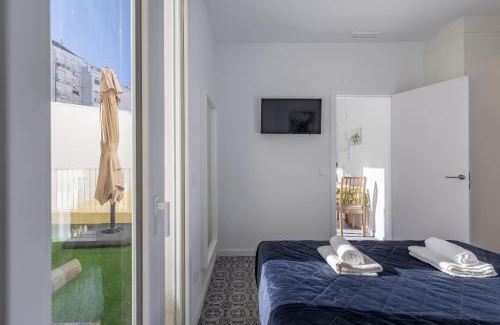La Petxina Apartment | Gorgeous Apt with a Large Private Terrace