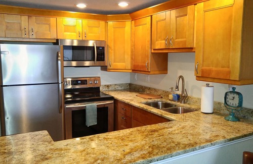 Sand Key Condo | Gorgeous beachfront studio penthouse!