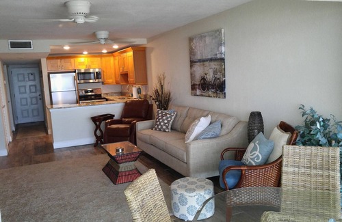 Sand Key Condo | Gorgeous beachfront studio penthouse!