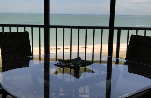 Sand Key Condo | Gorgeous beachfront studio penthouse!