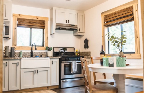 North Fork Cabin | Gorgeous Cabin On 1.2 Acres Near Yosemite & Lakes