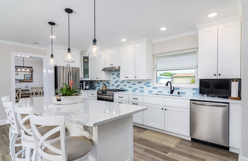 Convair Cove House | Gorgeous Coastal Home w/Pool - Steps to Restaurants - 10 Mins to Beach!