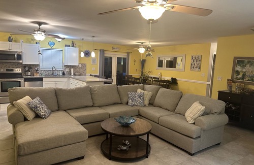 Cape Caneveral Beach Gardens House | Gorgeous Cocoa Beach Home W/Heated Private pool- short walk to beach!