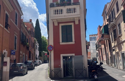 Pigneto Apartment | Gorgeous duplex with terrace and AC 10 min from downtown