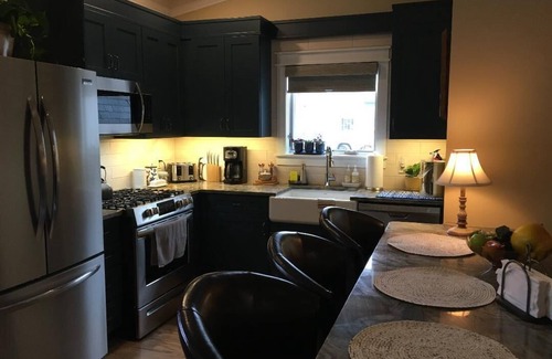 Windham Apartment | Gorgeous, First Class, 2 King apartment in downtown Windham