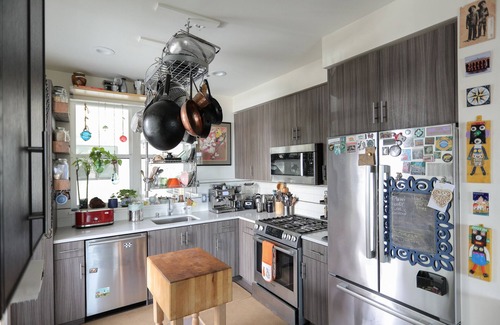 Hunters Point House | Gorgeous, Furnished 2bd/ba Townhome, SF skyline