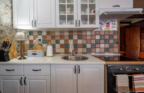 Brod na Kupi House | Gorgeous home in Brod na Kupi with WiFi