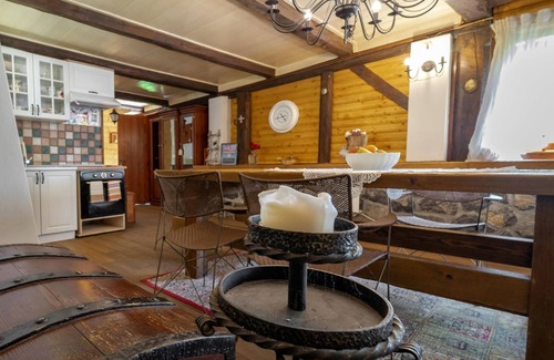 Brod na Kupi House | Gorgeous home in Brod na Kupi with WiFi