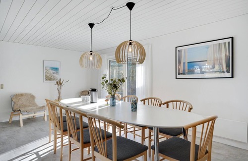 Ho House | Gorgeous home in Blåvand with sauna