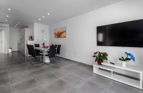 Dramalj House | Gorgeous home in Dramalj