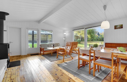 Udsholt House | Gorgeous home in Græsted with WiFi