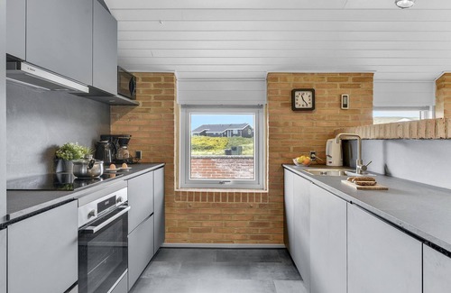 Hvide Sande House | Gorgeous home in Hvide Sande with sauna