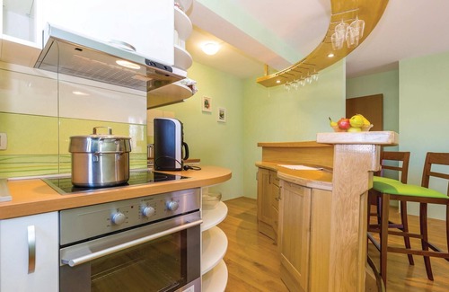 Jadranovo House | Gorgeous home in Jadranovo with kitchen