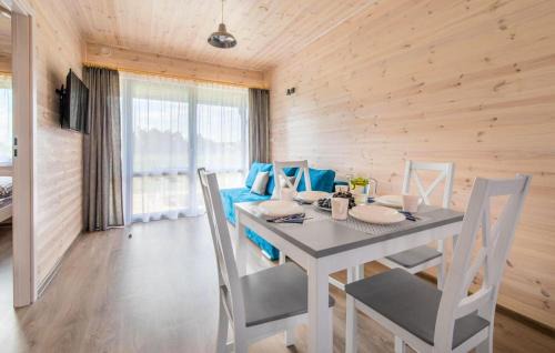 Krynica Morska House | Gorgeous Home In Krynica Morska