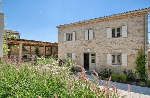 Radovani House | Gorgeous home in Porec