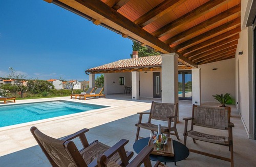 Valdebek House | Gorgeous home in Pula