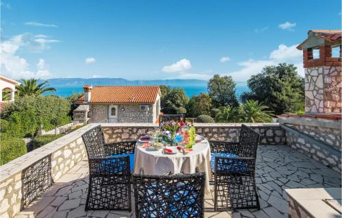 Ravni House | Gorgeous Home In Ravni With Wifi