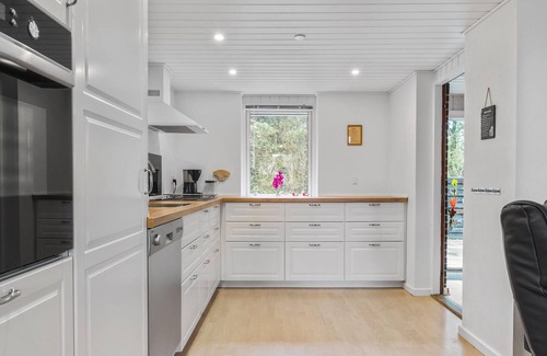 Skjern House | Gorgeous home in Skjern with WiFi